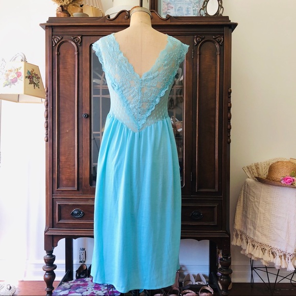 VINTAGE Victorian Mint Lace Nightgown - Picture 6 of 9